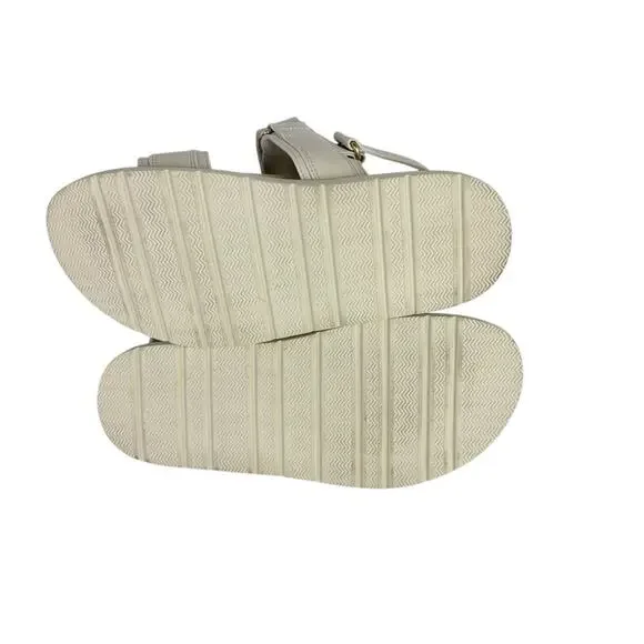 Torrid Ivory Chunky Strap Sandal Women’s Size 11 WW - Picture 8 of 10